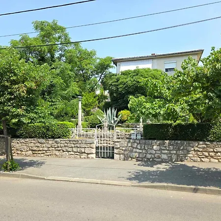 In 30404 Apartament Novi Vinodolski