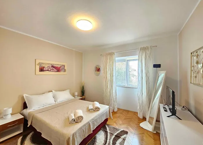 Apartament In 30404