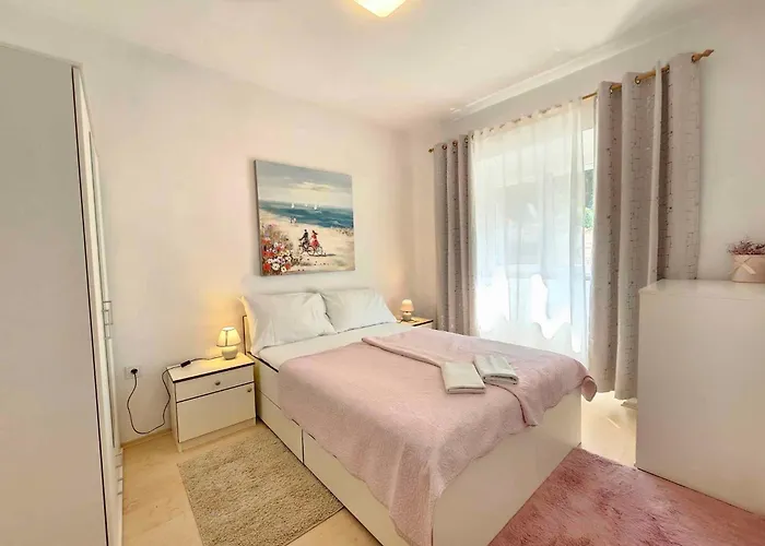 Apartament In 30404