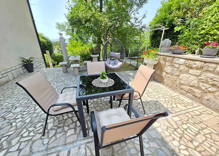 In 30404 Apartament Novi Vinodolski